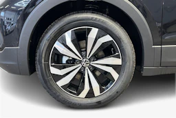 musta Volkswagen T-Cross 2026 kuva 9.