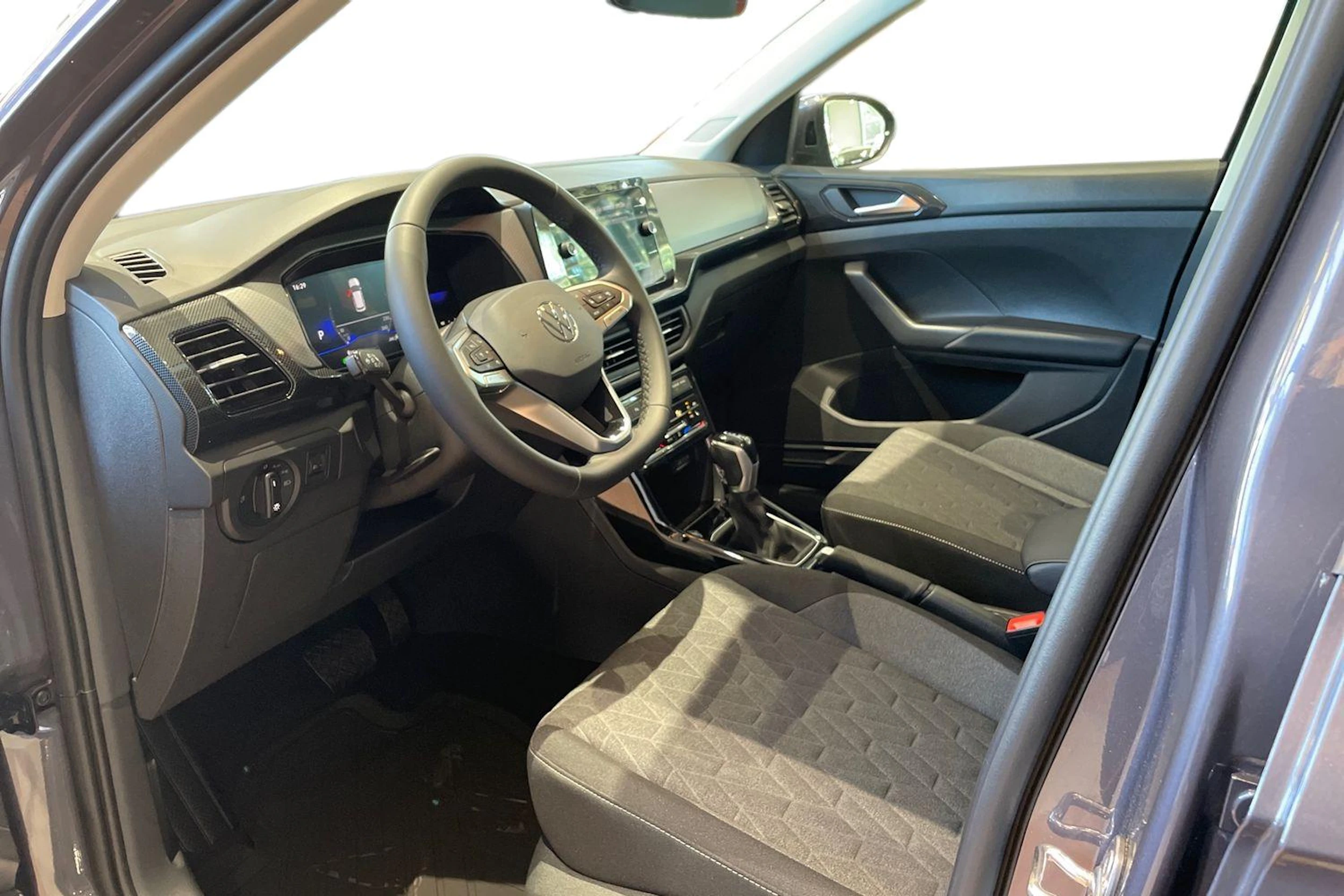 harmaa Volkswagen T-Cross 2026 kuva 6.
