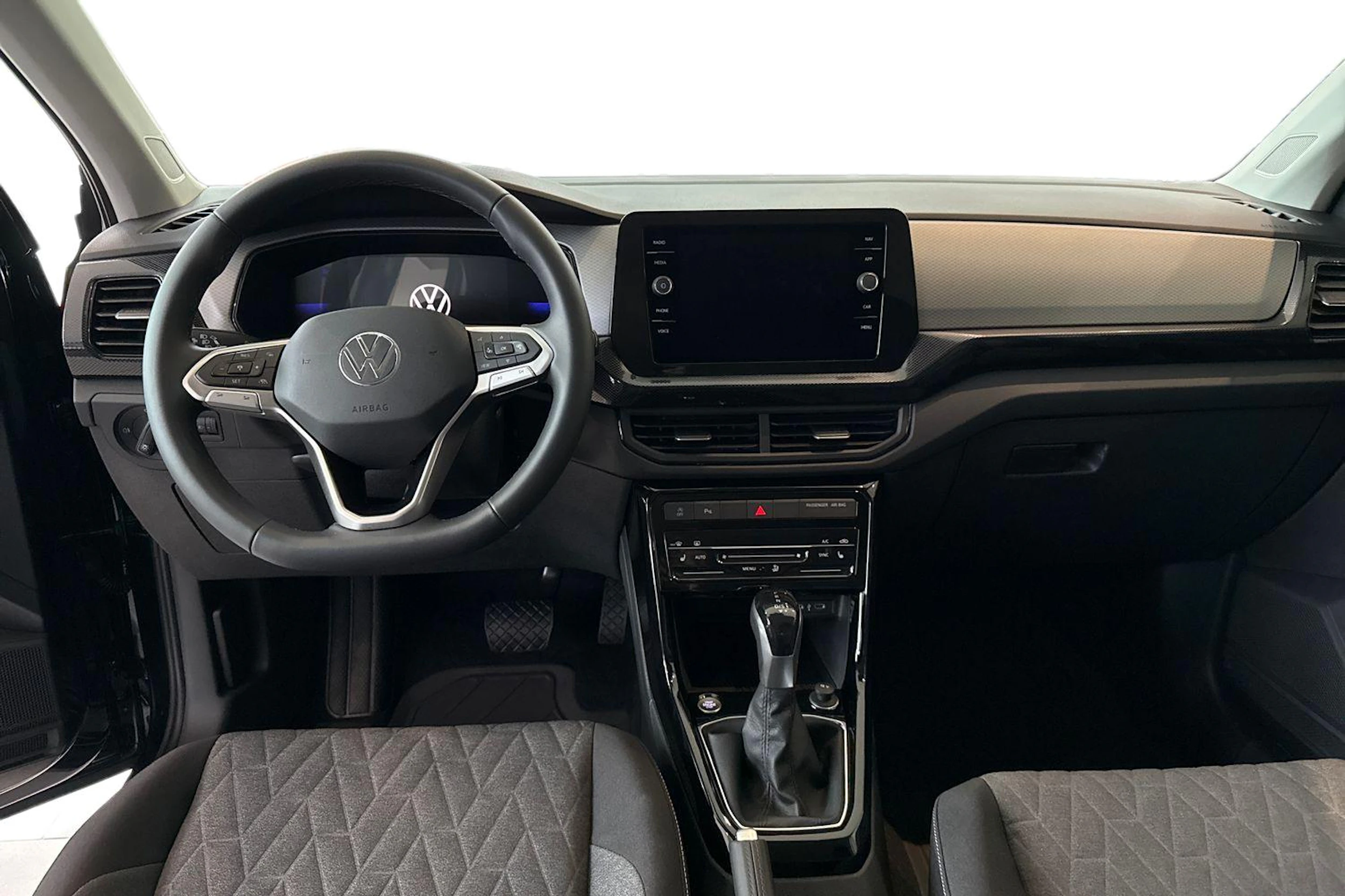 musta Volkswagen T-Cross 2026 kuva 7.