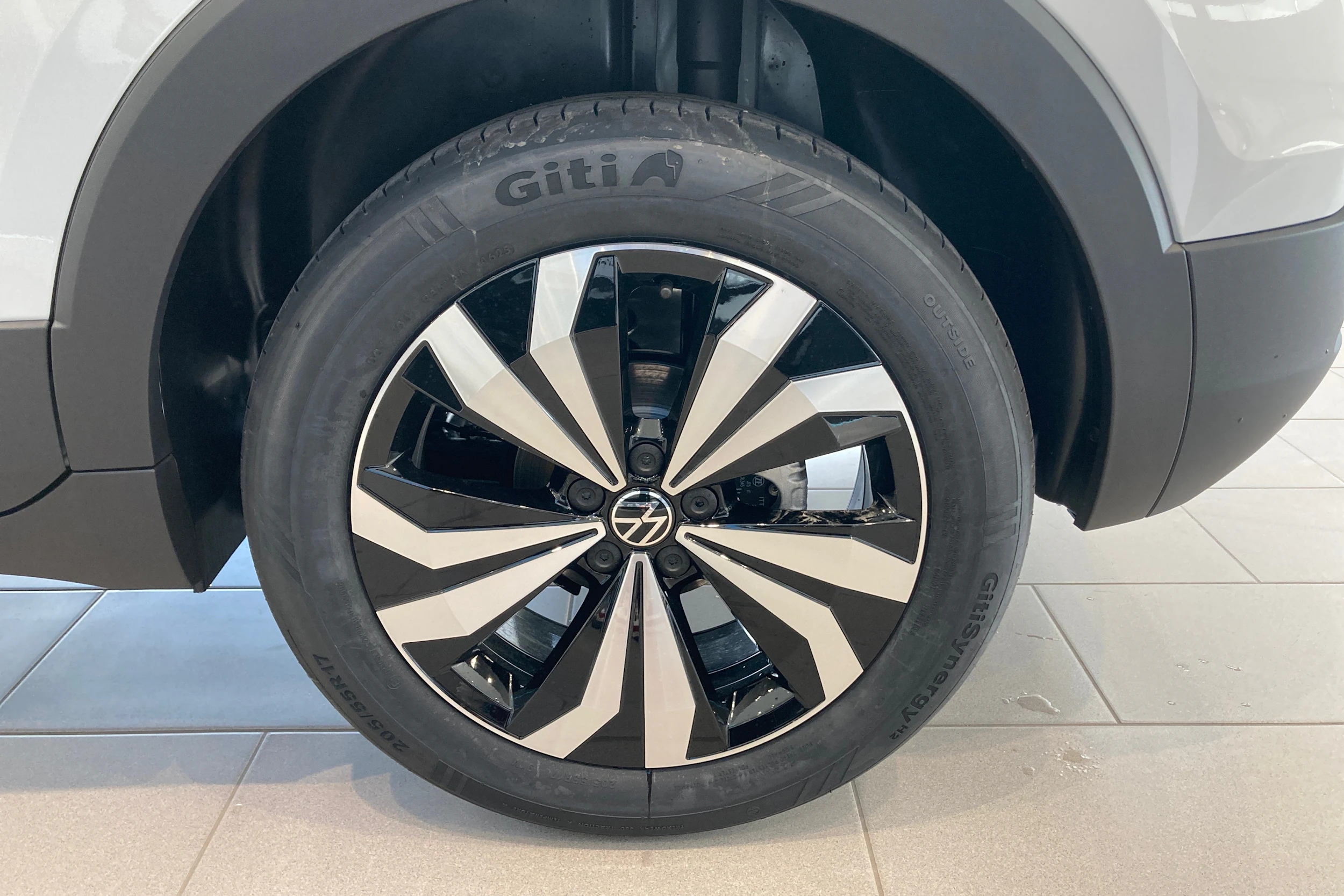 valkoinen Volkswagen T-Cross 2026 kuva 10.