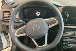 valkoinen Volkswagen T-Cross 2026 kuva 13.