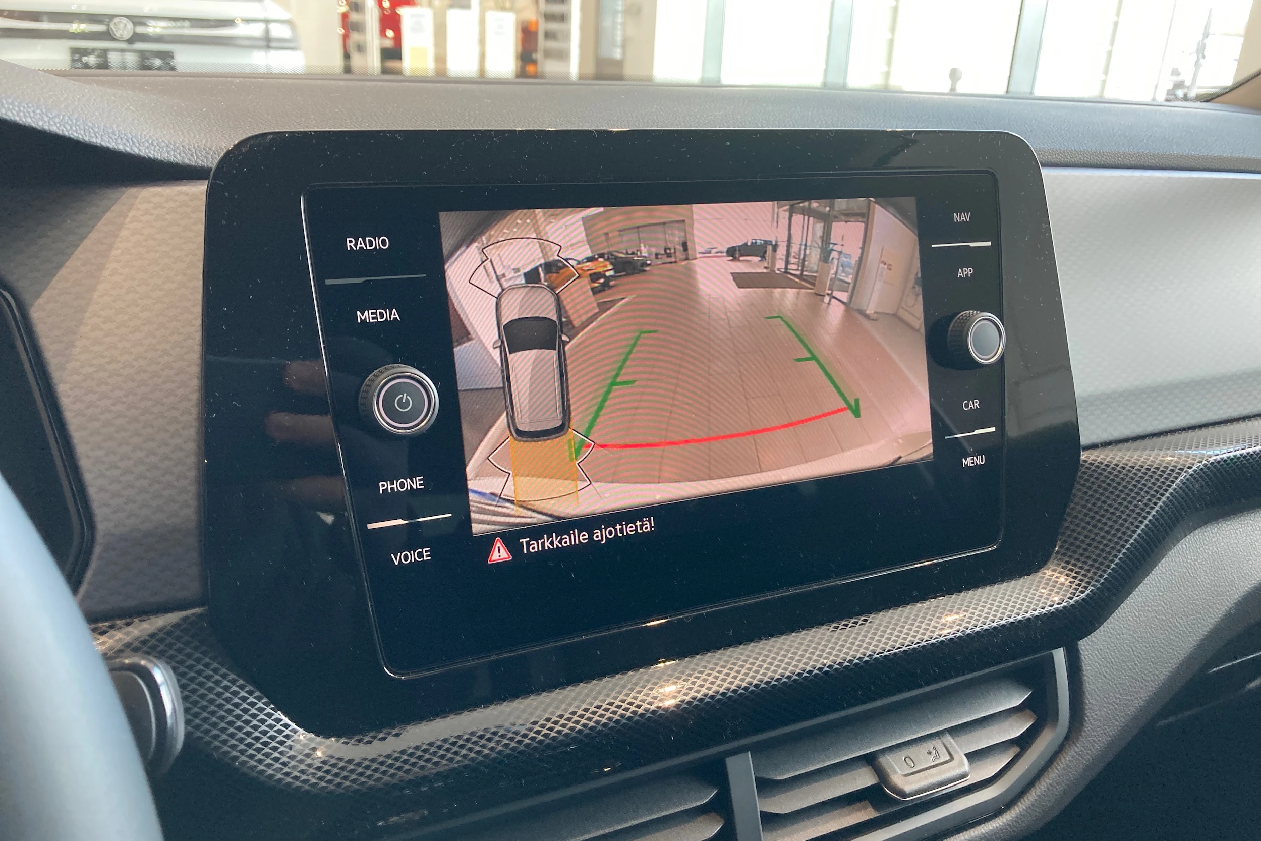 valkoinen Volkswagen T-Cross 2026 kuva 19.