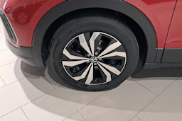 punainen Volkswagen T-Cross 2026 kuva 10.