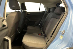 sininen Volkswagen T-Cross 2026 kuva 8.