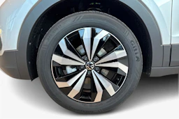 met. harmaa Volkswagen T-Cross 2026 kuva 9.