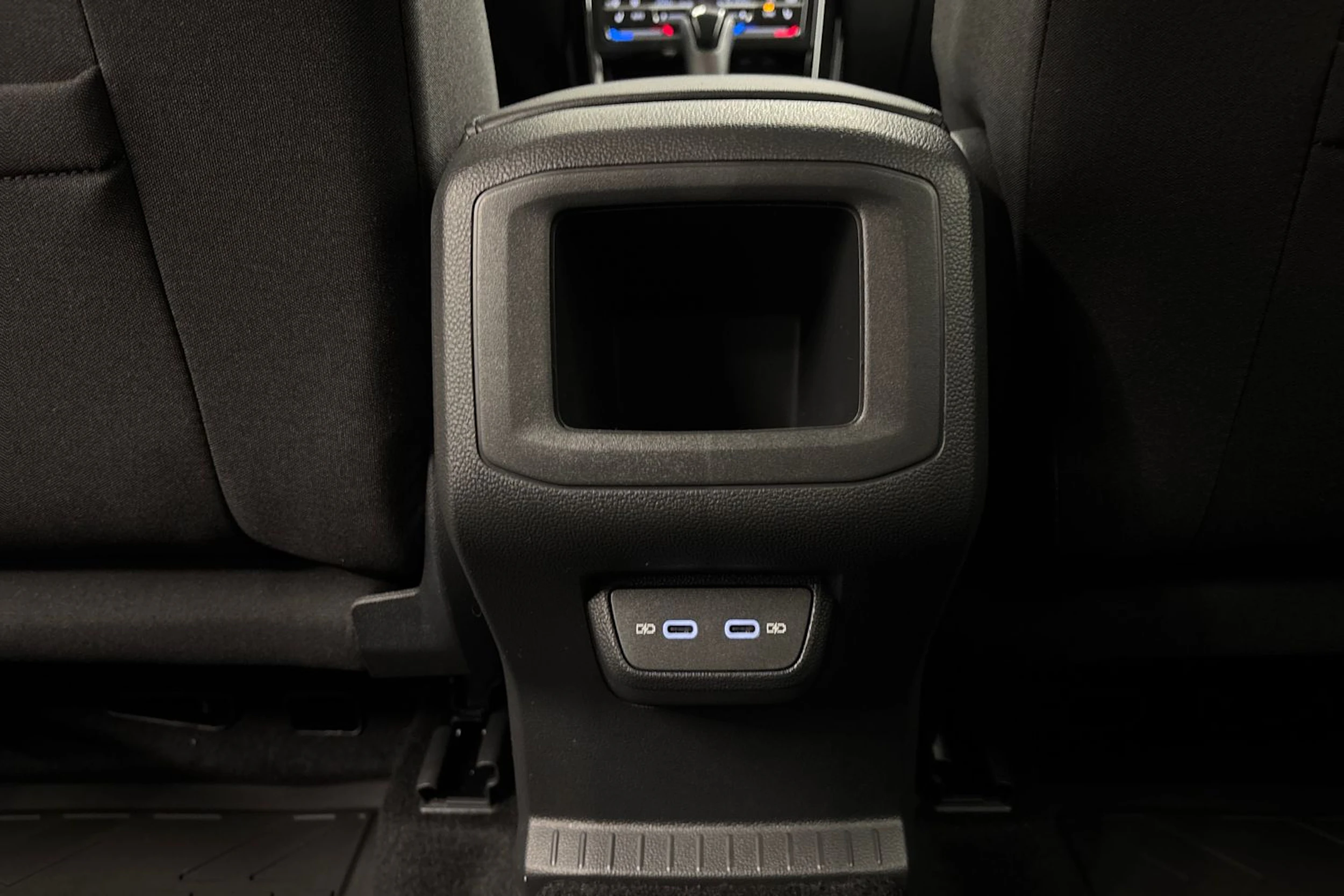 met. harmaa Volkswagen T-Cross 2026 kuva 12.
