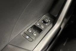 met. harmaa Volkswagen T-Cross 2026 kuva 19.