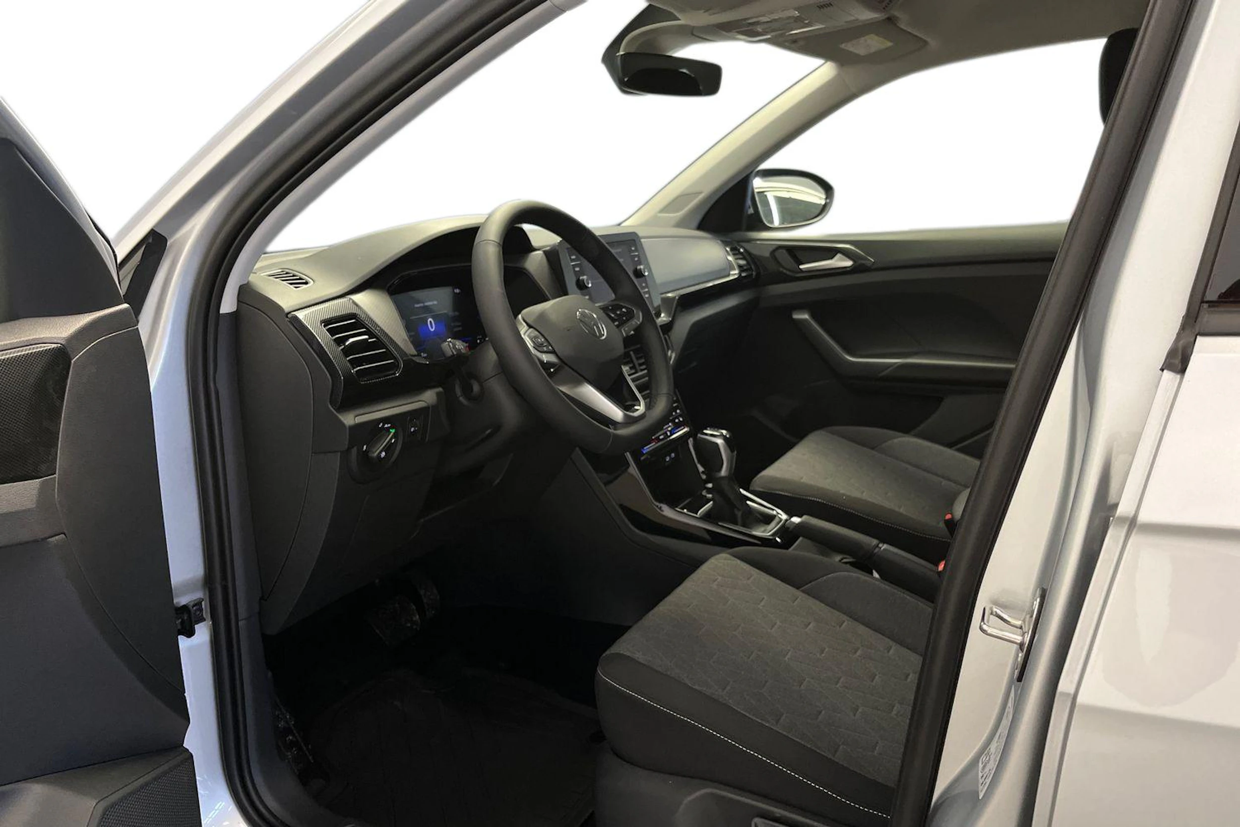 harmaa Volkswagen T-Cross 2026 kuva 6.