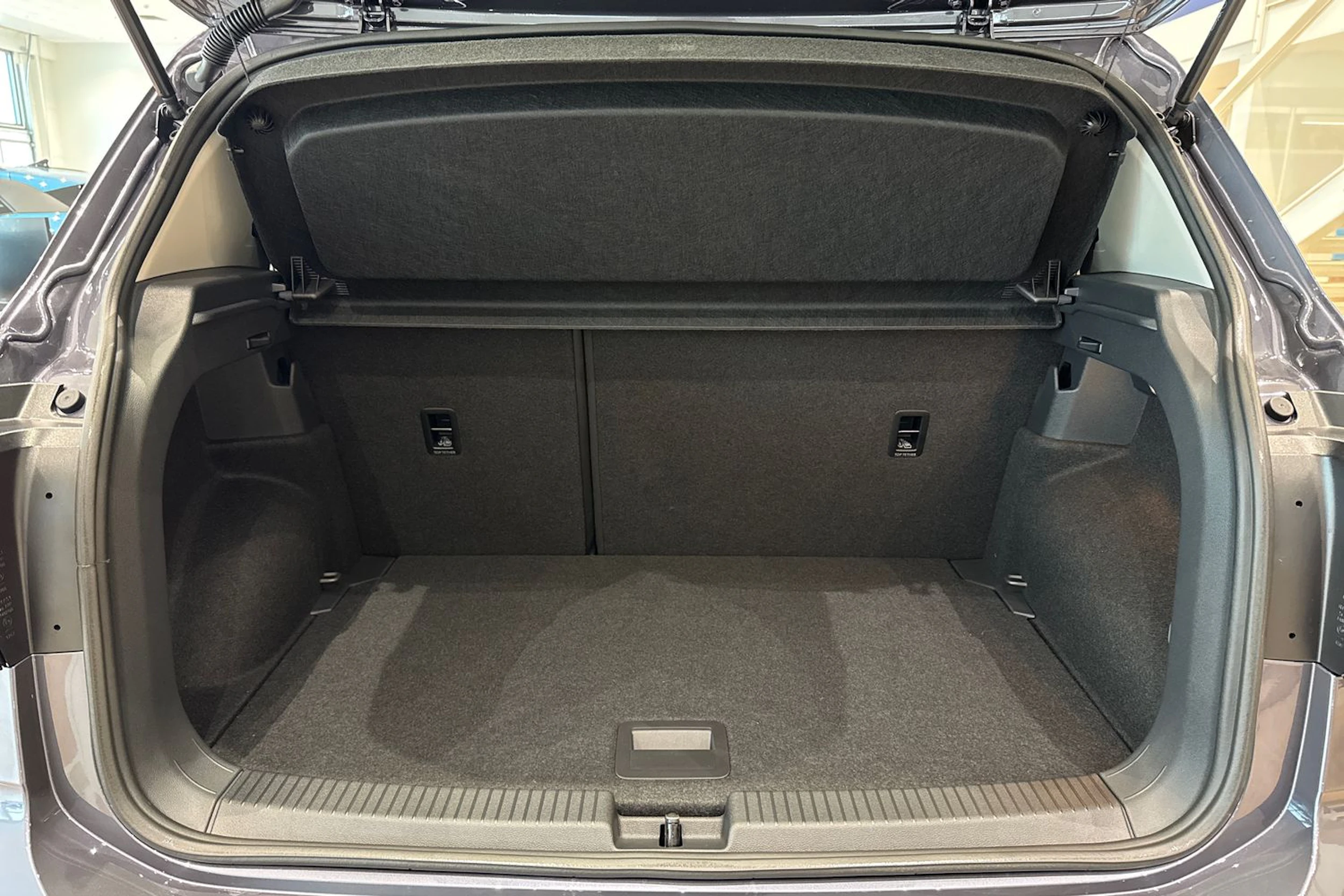 harmaa Volkswagen T-Cross 2026 kuva 12.