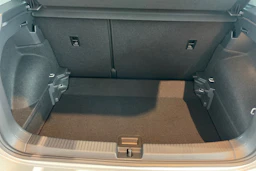 met. harmaa Volkswagen T-Cross 2026 kuva 16.