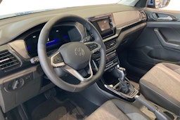 sininen Volkswagen T-Cross 2026 kuva 6.