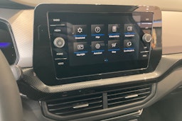 sininen Volkswagen T-Cross 2026 kuva 15.