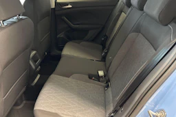 sininen Volkswagen T-Cross 2026 kuva 8.