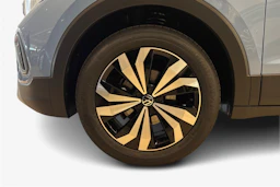 sininen Volkswagen T-Cross 2026 kuva 9.