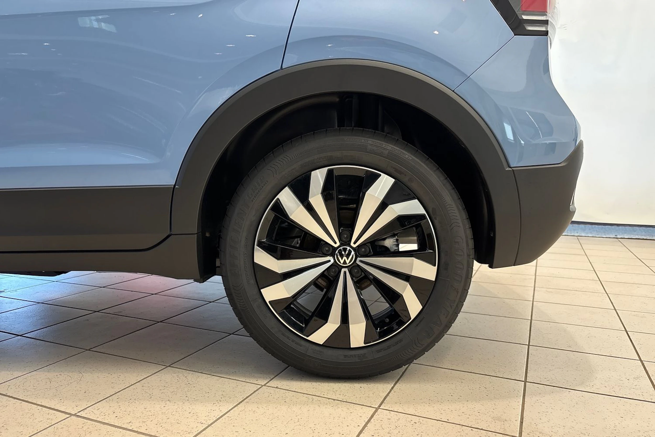 sininen Volkswagen T-Cross 2026 kuva 10.
