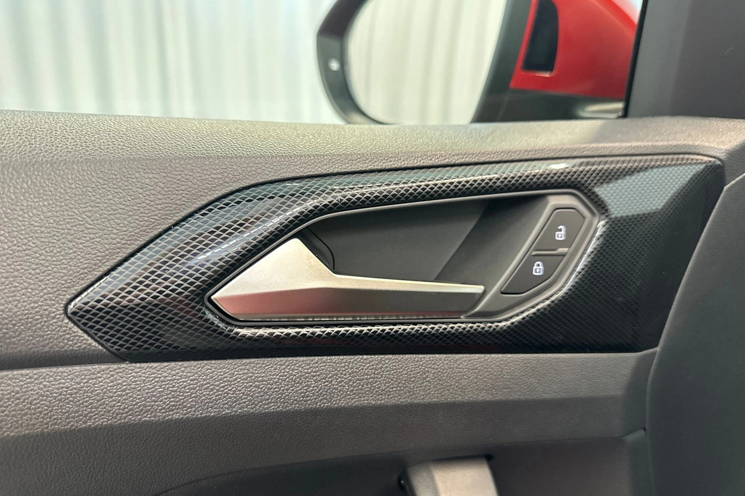 punainen Volkswagen T-Cross 2026 kuva 13.
