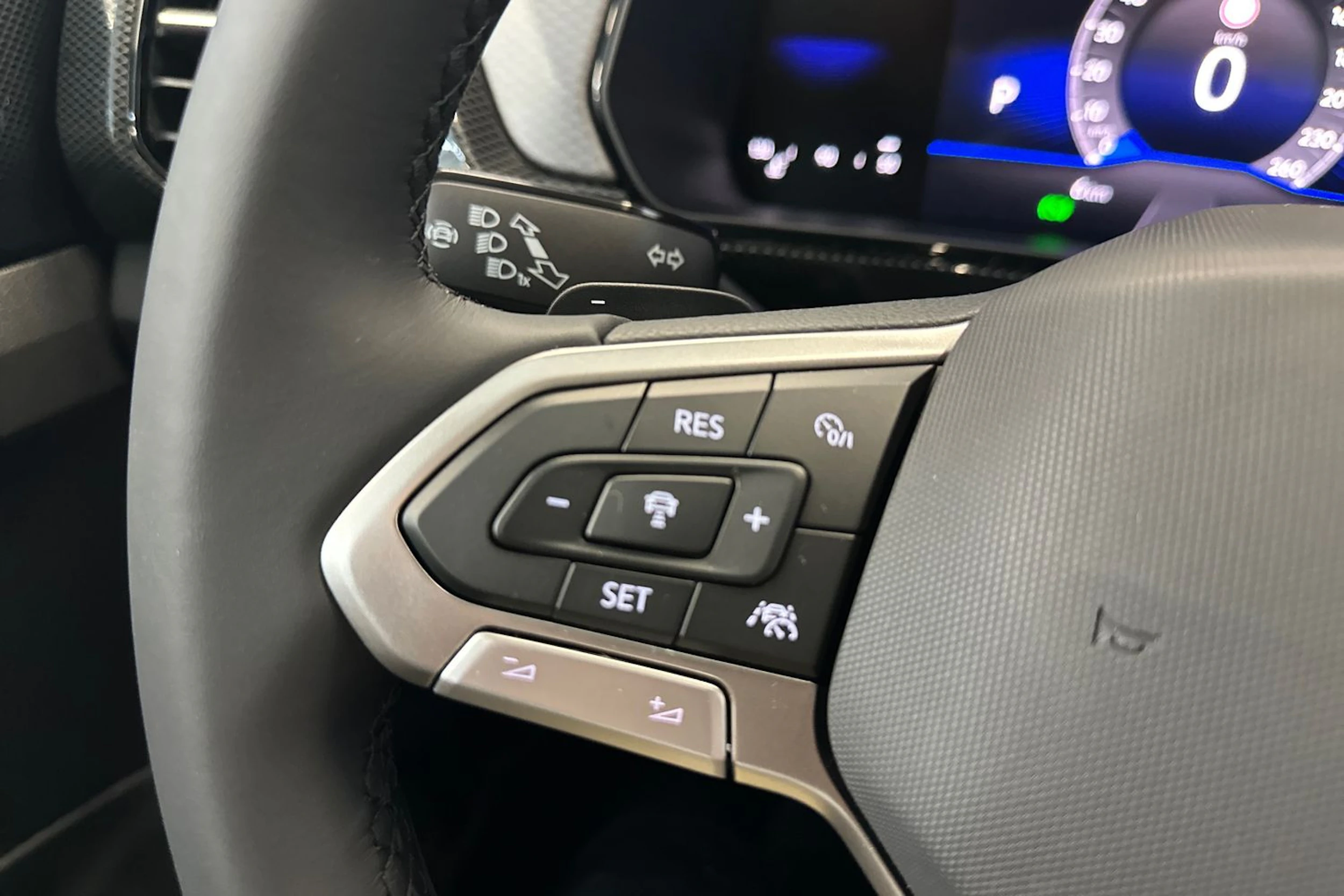 punainen Volkswagen T-Cross 2026 kuva 17.