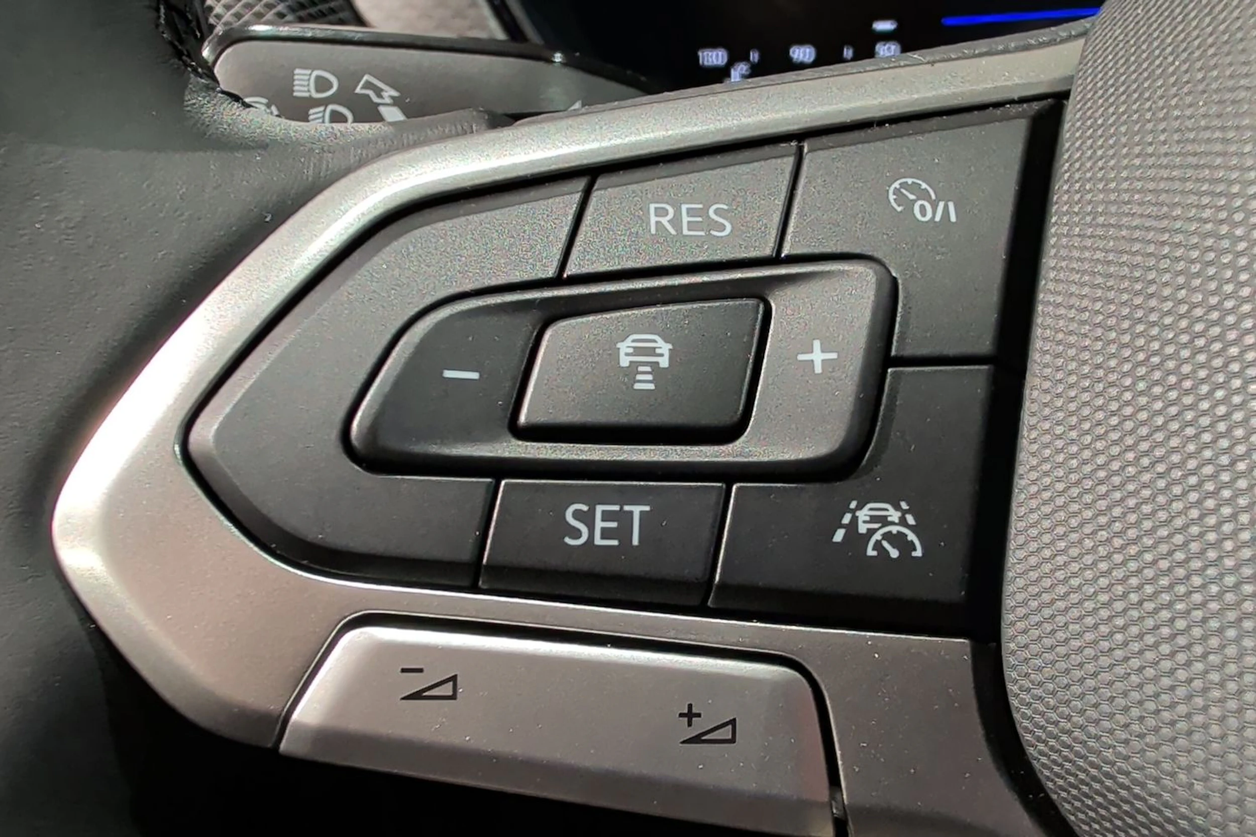 punainen Volkswagen T-Cross 2026 kuva 16.