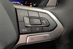 punainen Volkswagen T-Cross 2026 kuva 17.
