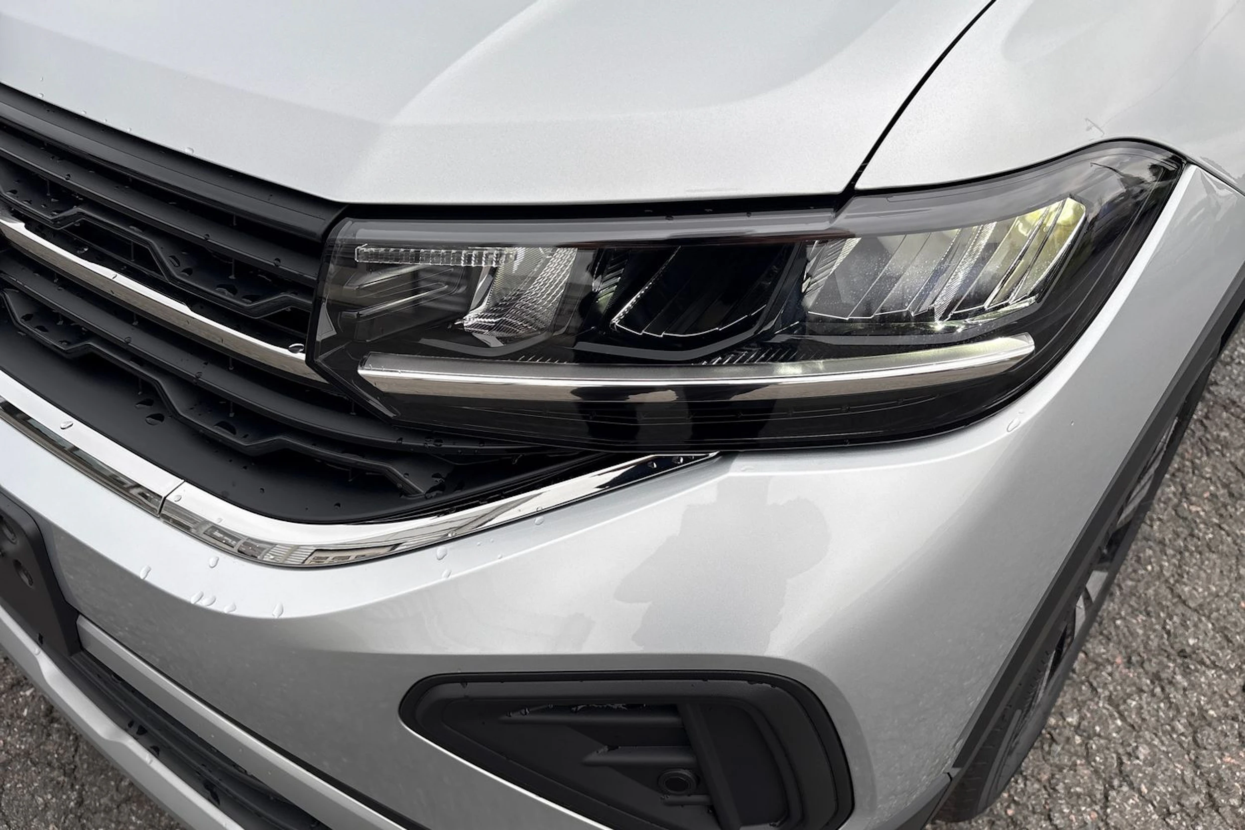 harmaa Volkswagen T-Cross 2026 kuva 15.