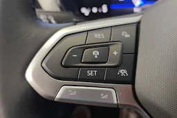 met. harmaa Volkswagen T-Cross 2026 kuva 20.