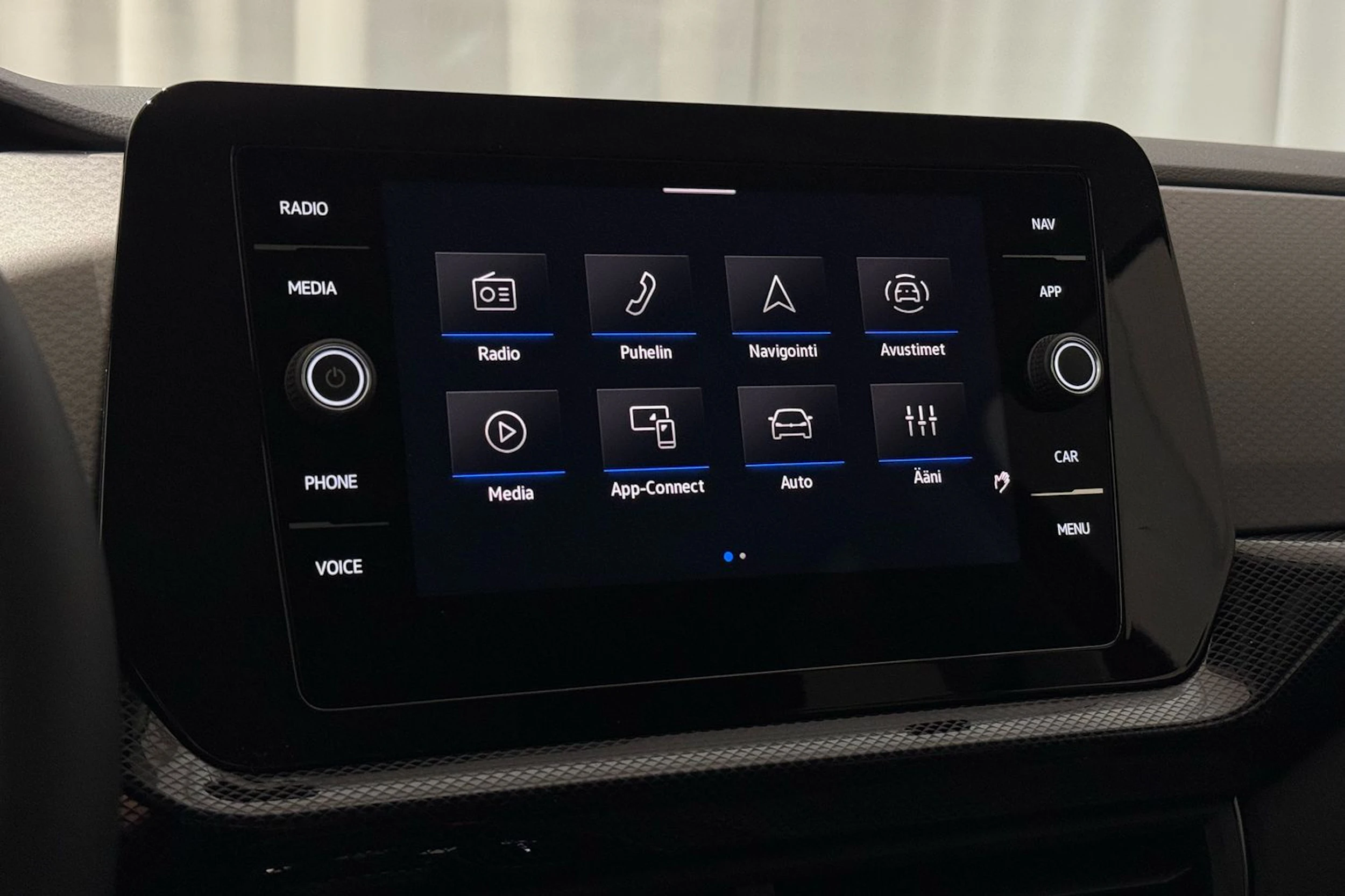 met. punainen Volkswagen T-Cross 2026 kuva 15.