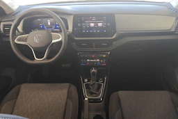 punainen Volkswagen T-Cross 2026 kuva 9.