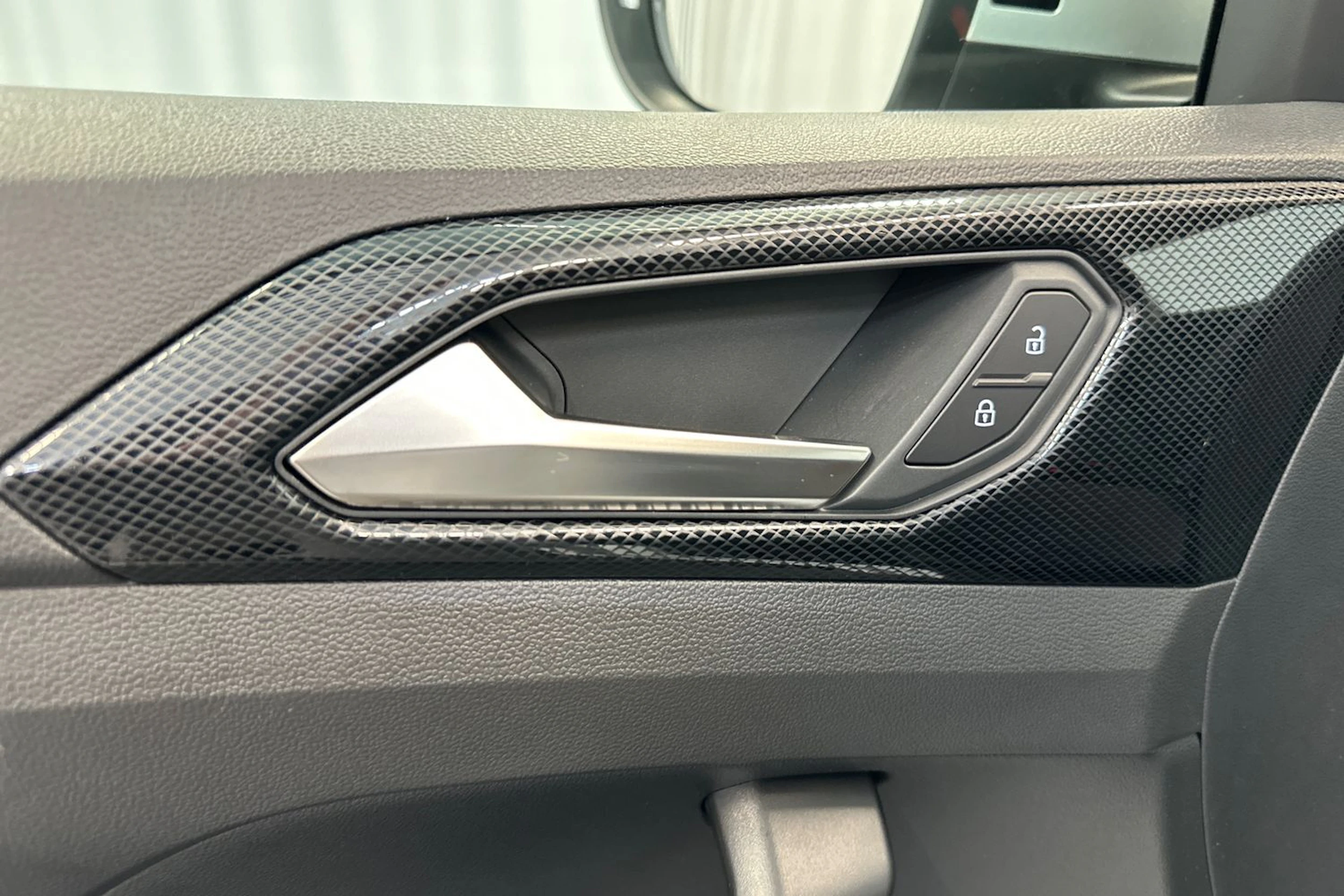 harmaa Volkswagen T-Cross 2026 kuva 12.