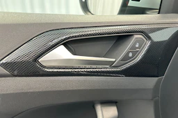 harmaa Volkswagen T-Cross 2026 kuva 12.