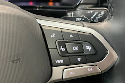 harmaa Volkswagen T-Cross 2026 kuva 18.