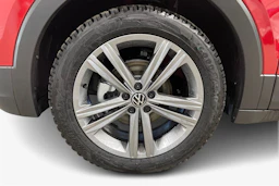 punainen Volkswagen T-Cross 2026 kuva 9.