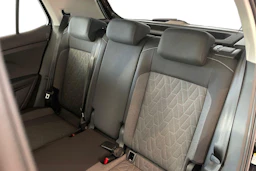 musta Volkswagen T-Cross 2026 kuva 8.