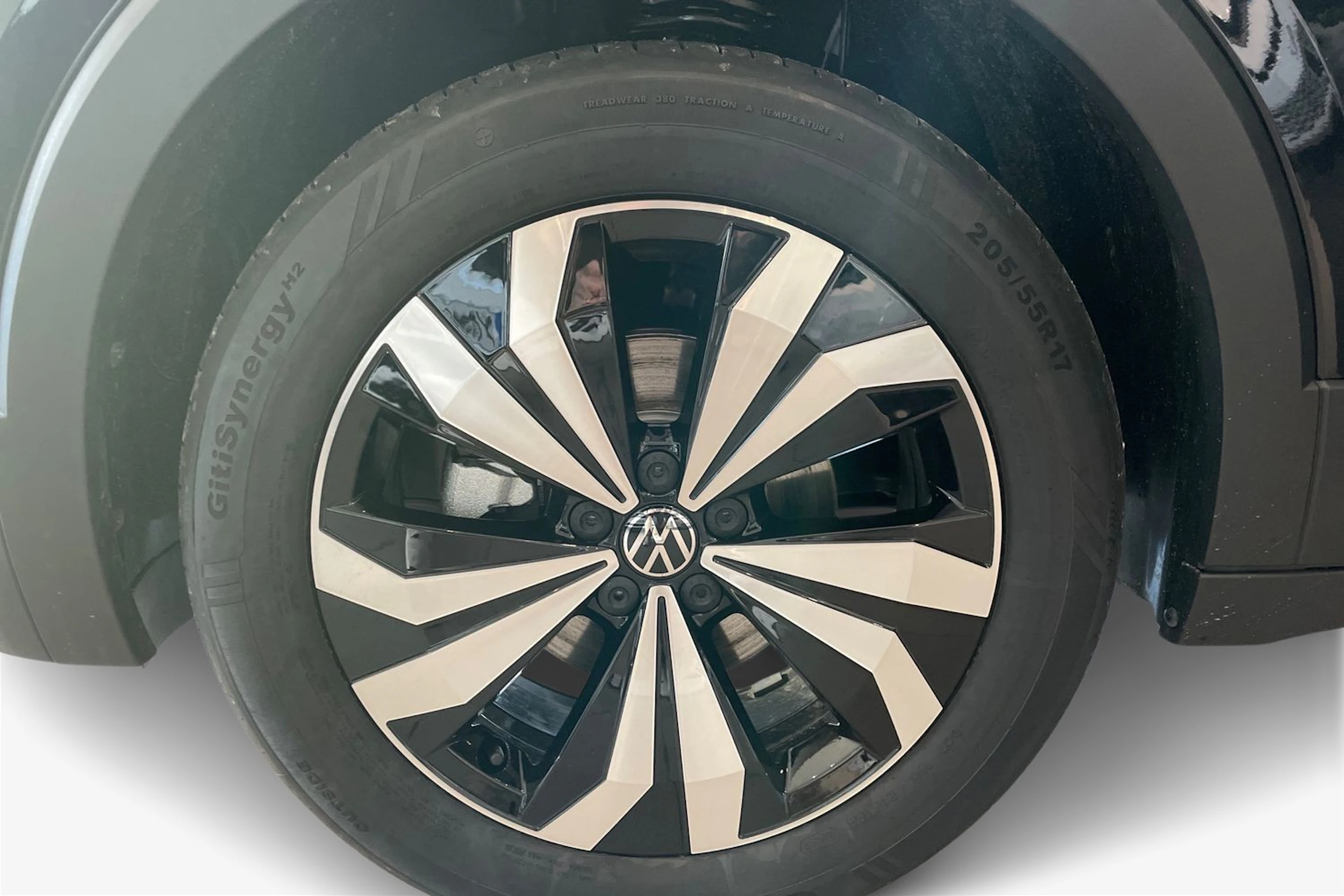 musta Volkswagen T-Cross 2026 kuva 9.