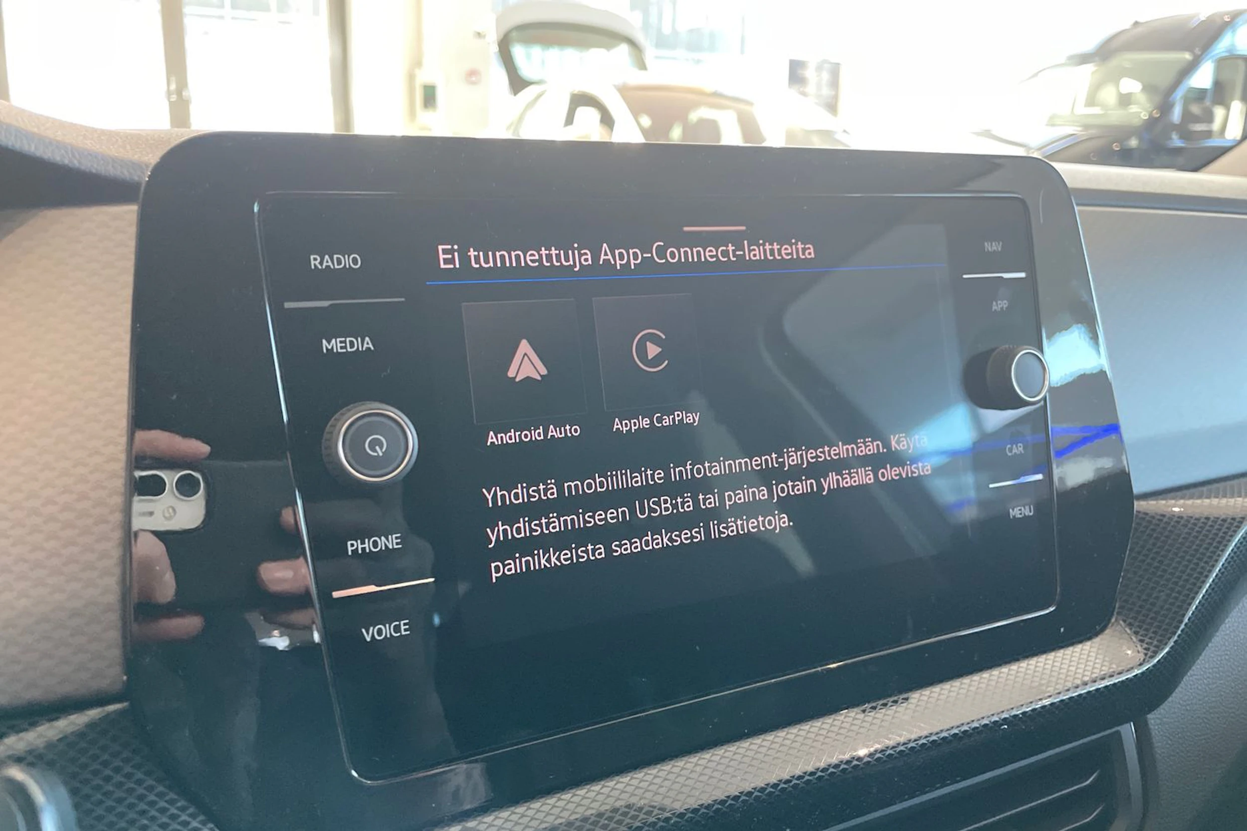 musta Volkswagen T-Cross 2026 kuva 12.