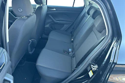 musta Volkswagen T-Cross 2026 kuva 8.