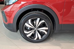 punainen Volkswagen T-Cross 2026 kuva 10.