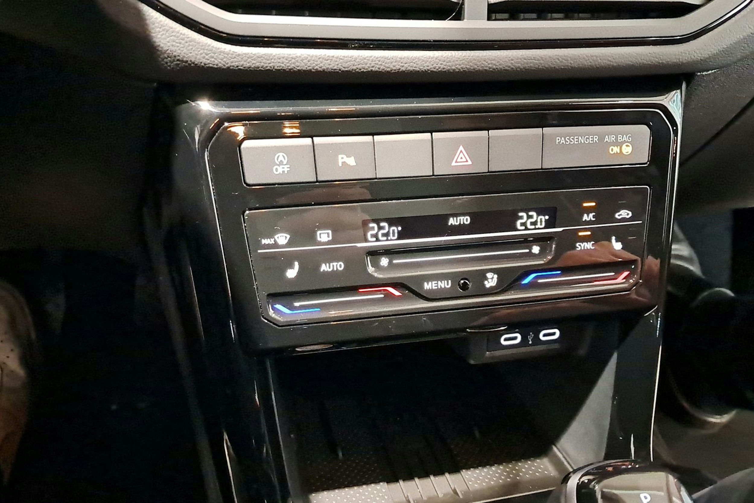 punainen Volkswagen T-Cross 2026 kuva 13.