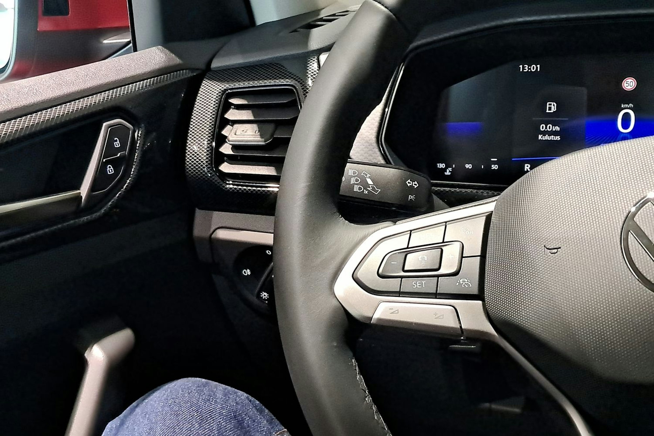 punainen Volkswagen T-Cross 2026 kuva 15.