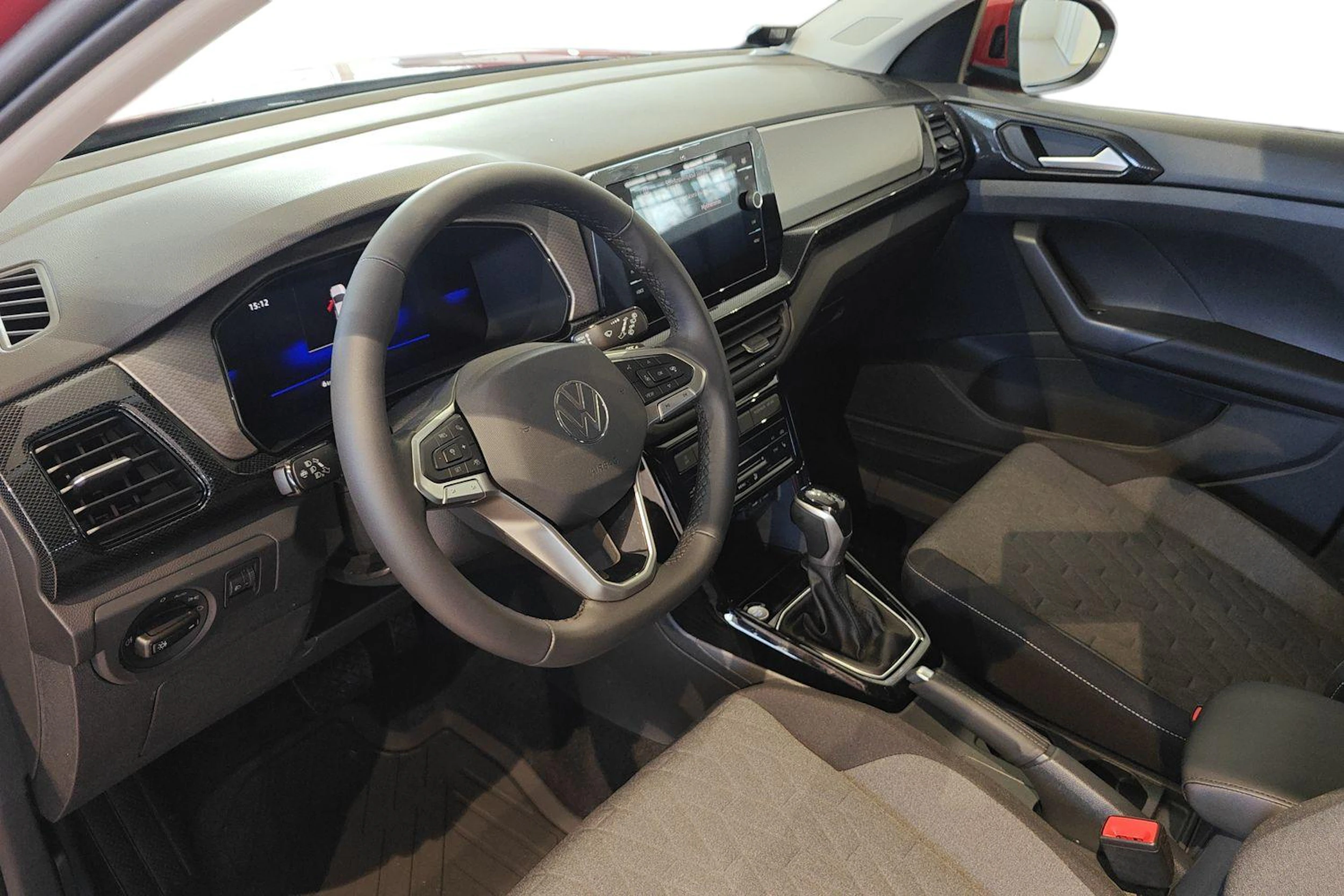 met. punainen Volkswagen T-Cross 2026 kuva 6.
