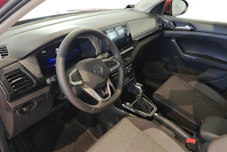 met. punainen Volkswagen T-Cross 2026 kuva 6.