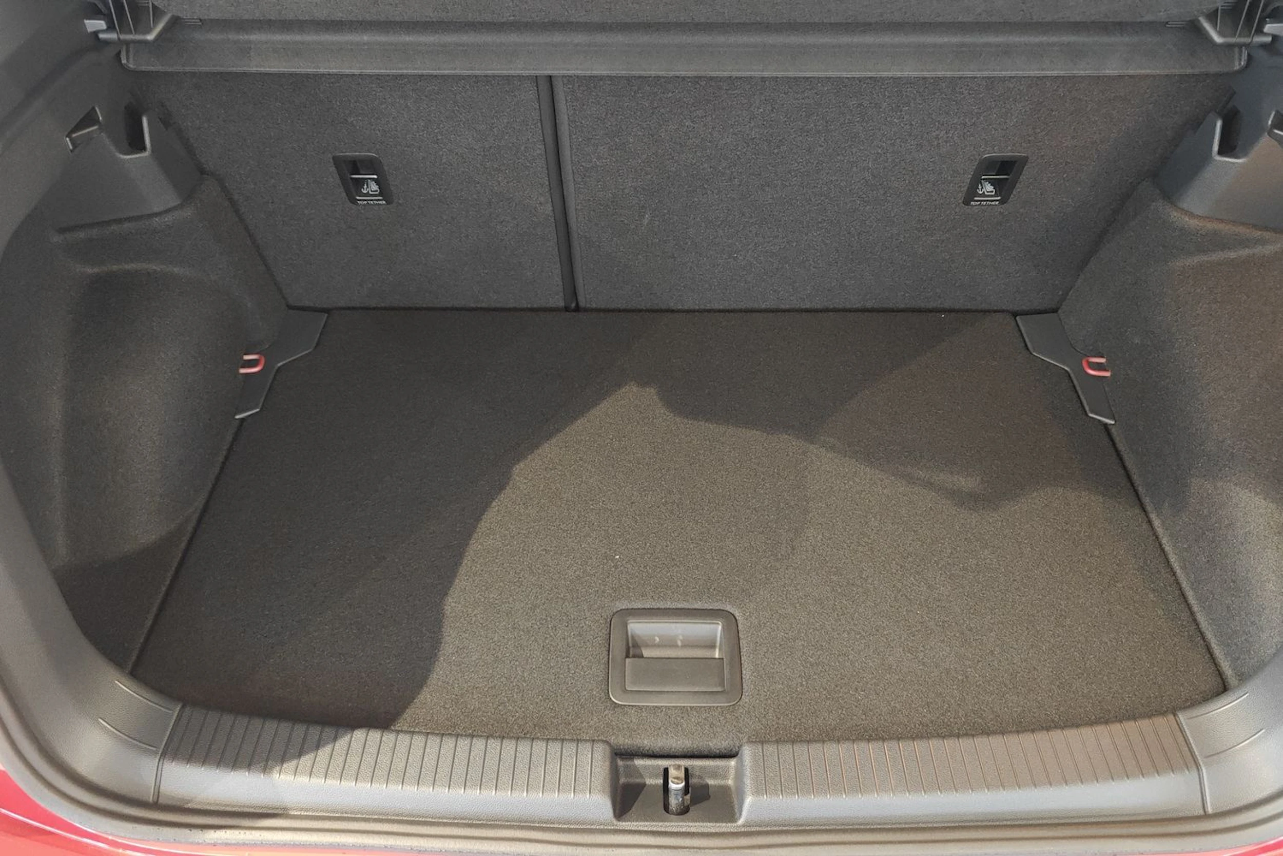 met. punainen Volkswagen T-Cross 2026 kuva 10.