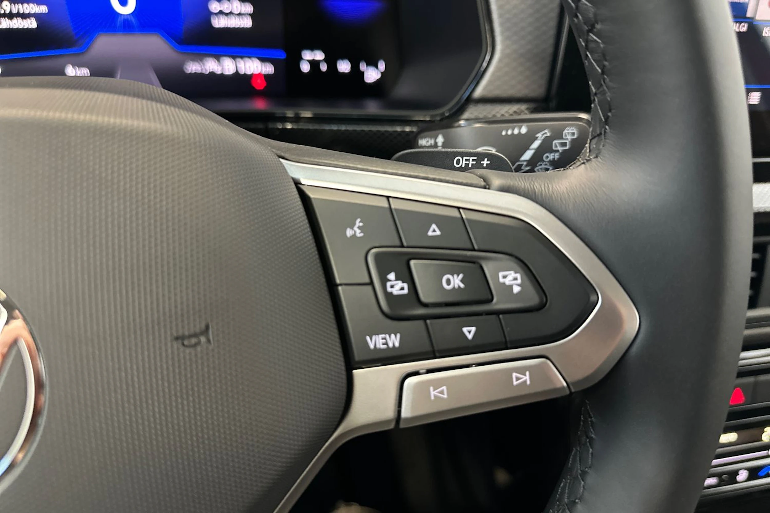 punainen Volkswagen T-Cross 2026 kuva 18.