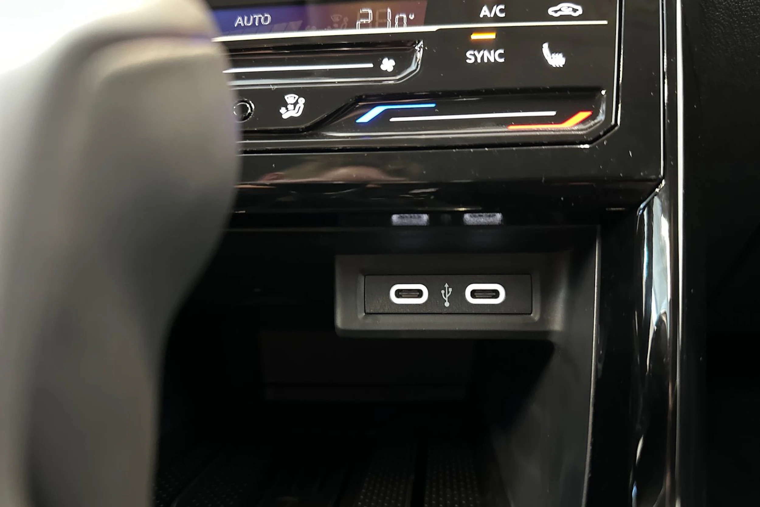 punainen Volkswagen T-Cross 2026 kuva 26.