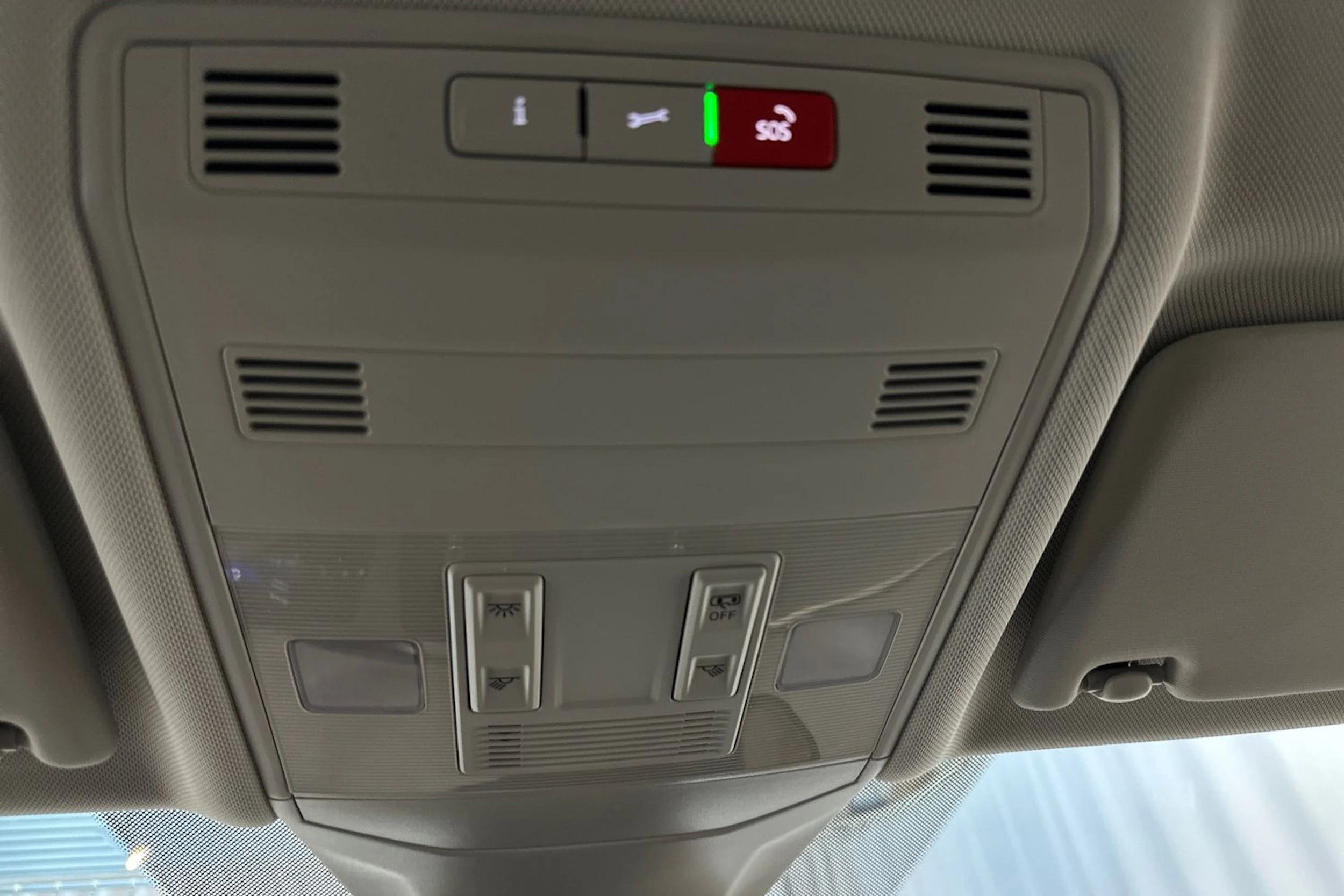 punainen Volkswagen T-Cross 2026 kuva 27.