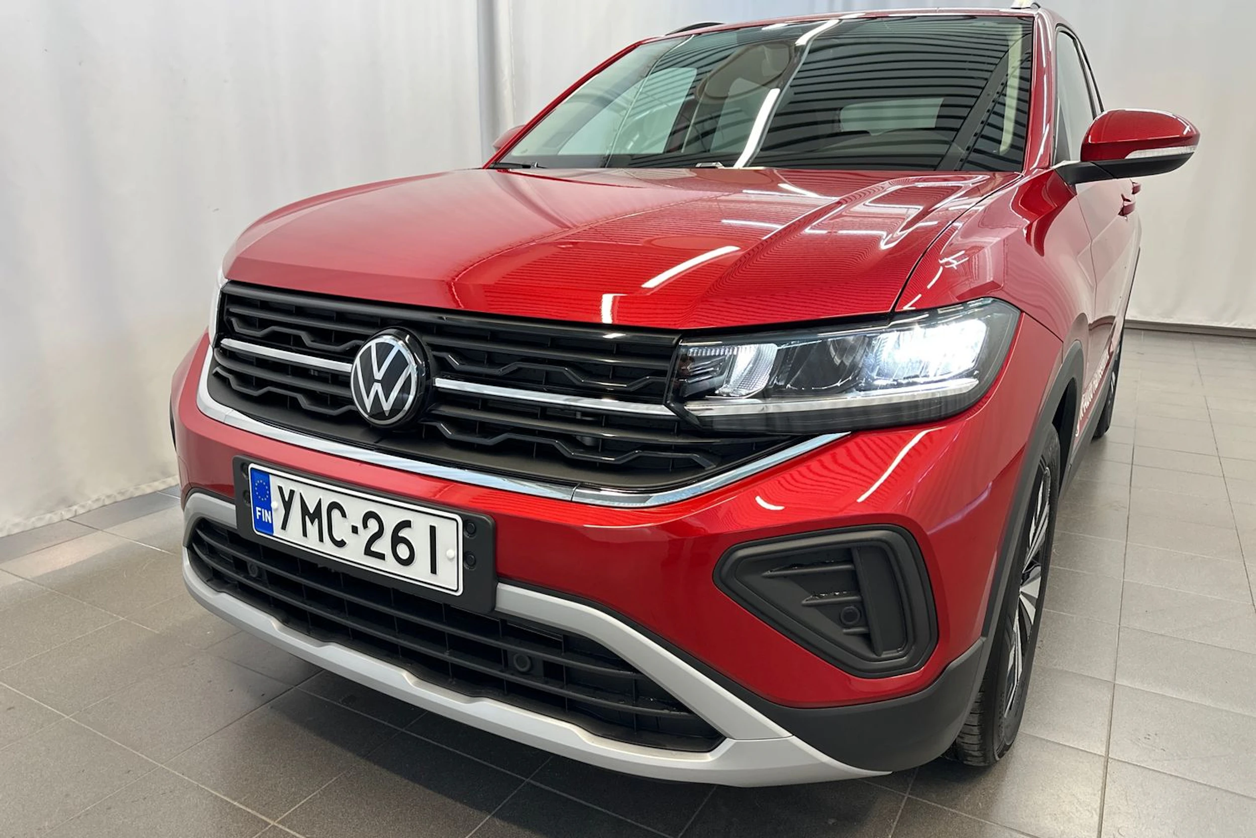 punainen Volkswagen T-Cross 2026 kuva 31.