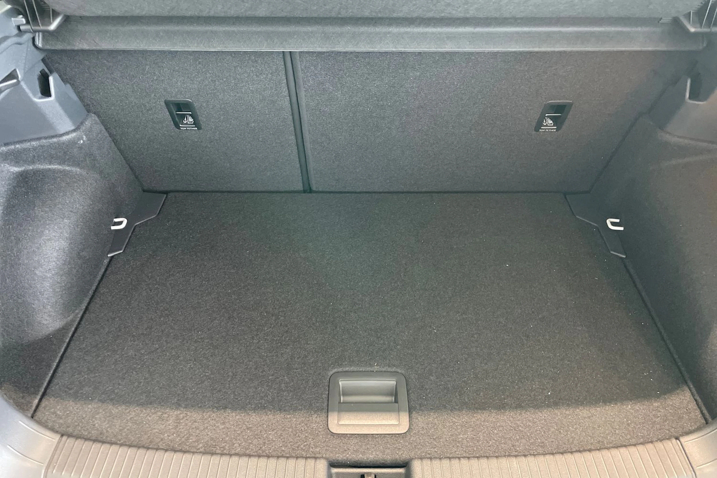 valkoinen Volkswagen T-Cross 2026 kuva 12.