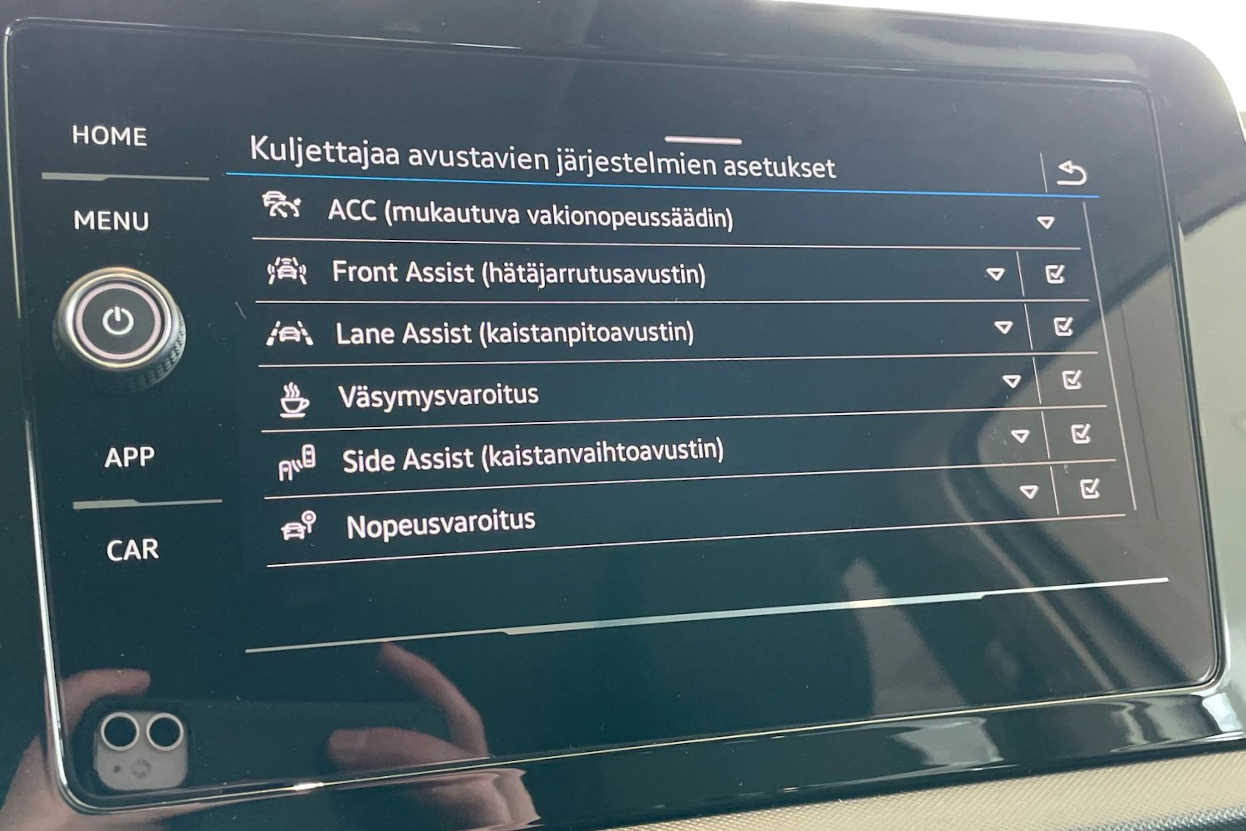 valkoinen Volkswagen T-Cross 2026 kuva 16.