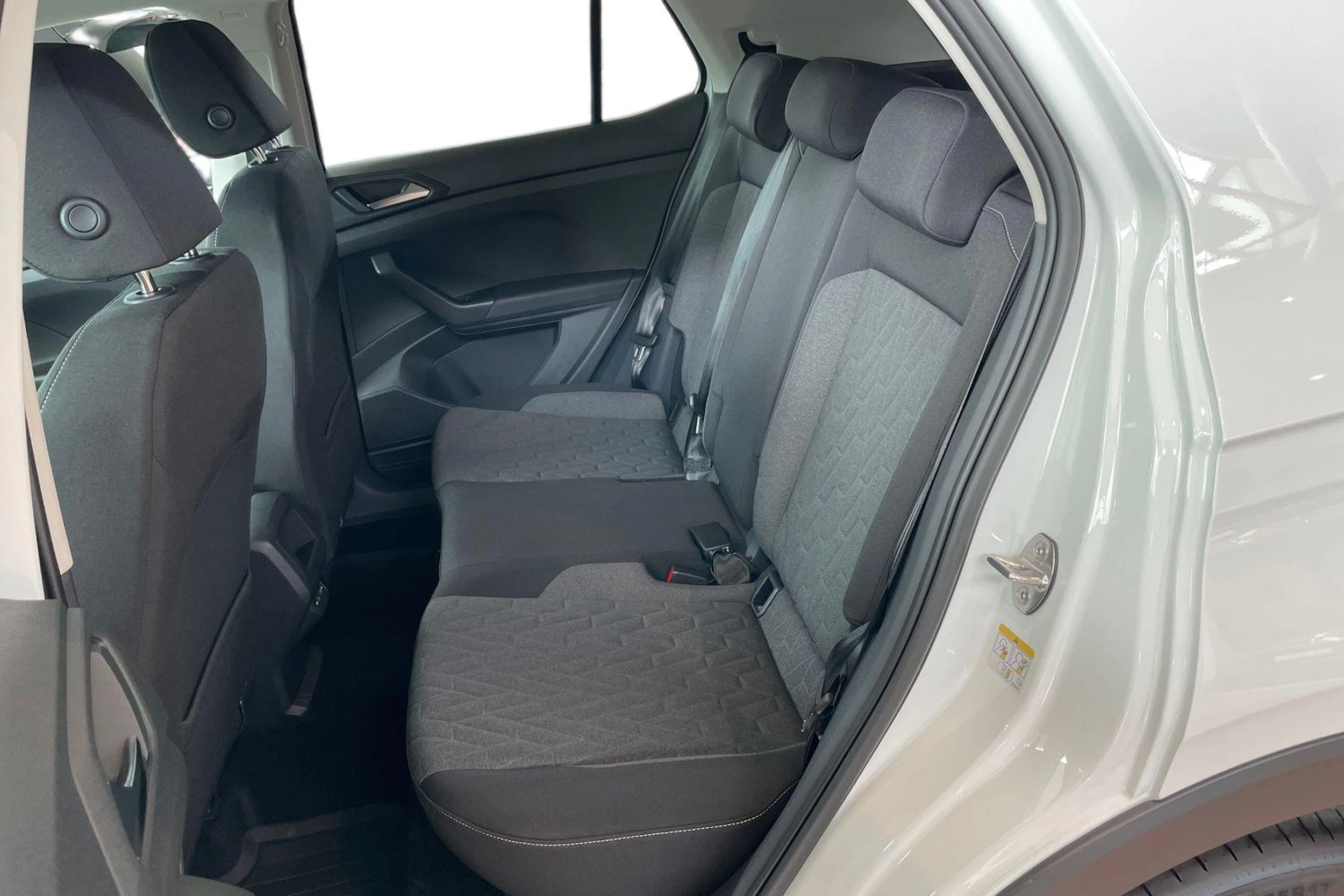 valkoinen Volkswagen T-Cross 2026 kuva 8.