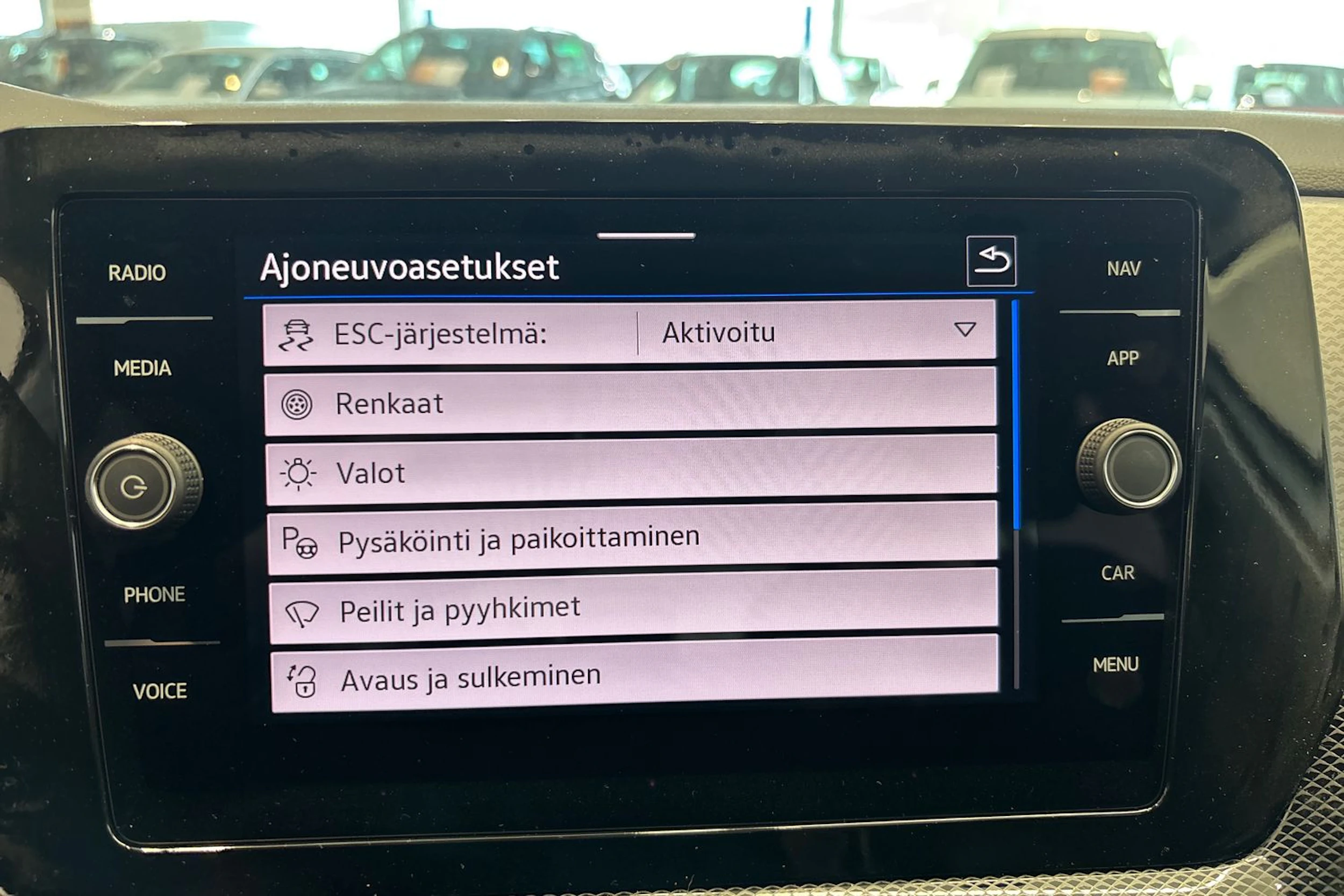 valkoinen Volkswagen T-Cross 2026 kuva 25.