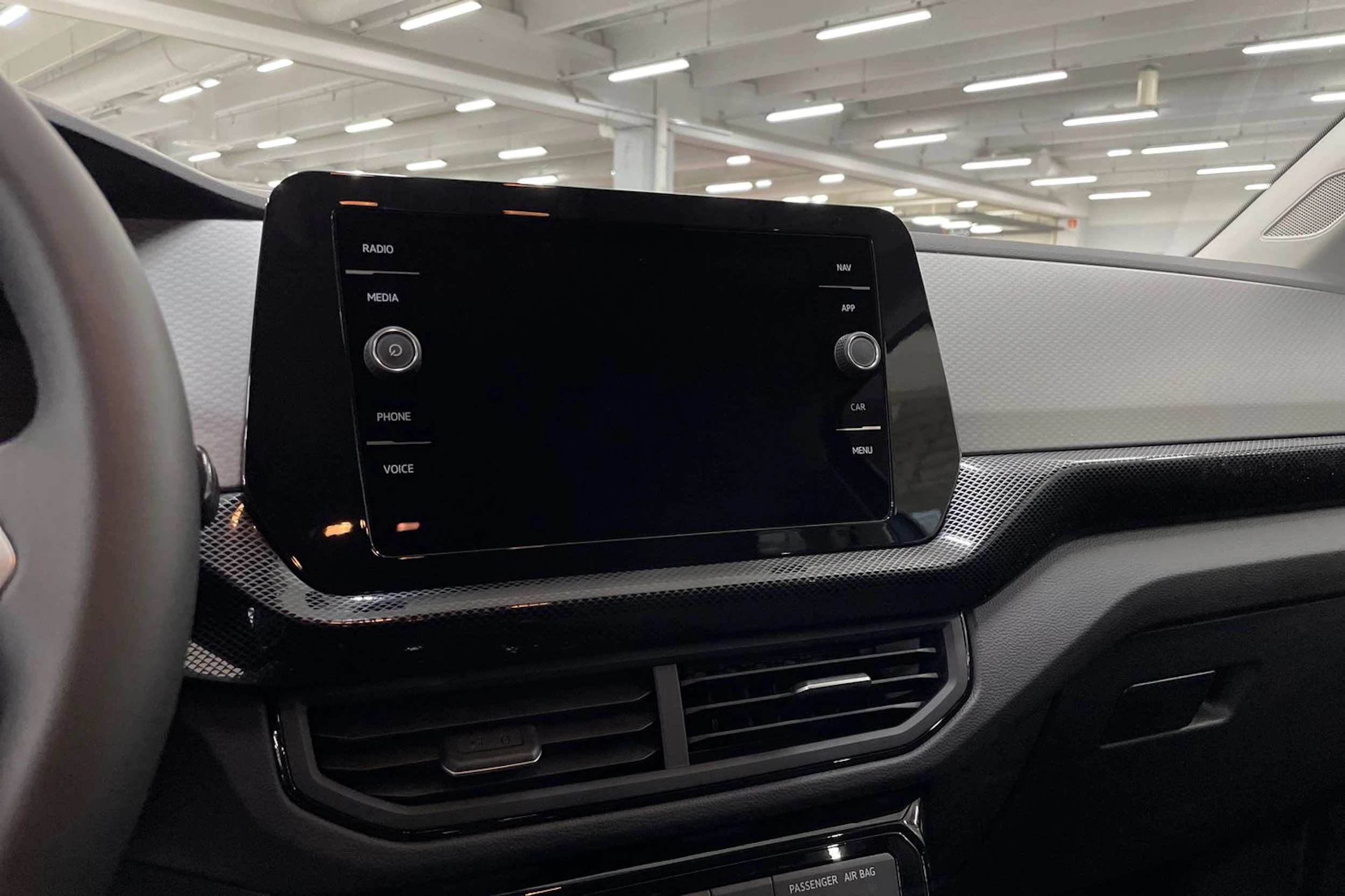 sininen Volkswagen T-Cross 2026 kuva 14.